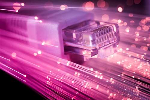 fibra, open fiber supera 2.000 km di nuova dorsale: cosa cambia per internet in italia