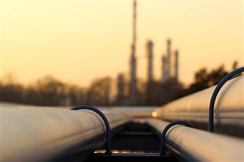 gas, più navi attraversano hormuz: il rischio sulle forniture non è ancora finito
