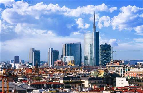 prestiti in lombardia, tassi in calo: torna a scendere il costo del credito